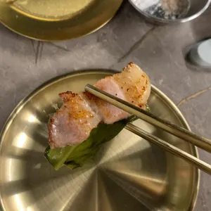육쁘다 대표 사진
