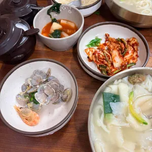 항아리엄마손팥해물칼국수 대표 사진