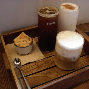 틈 사진