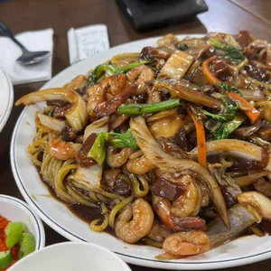 홍루원 대표 사진
