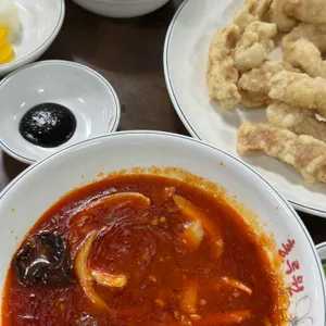 홍루원 대표 사진