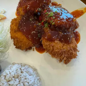 윤화돈까스 사진
