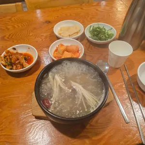 명갈비곰탕 대표 사진