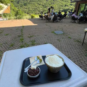 카페 산 사진