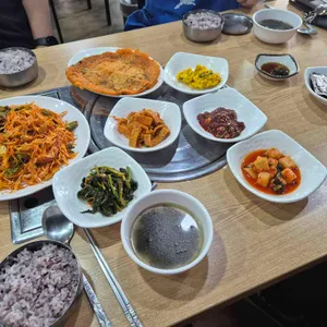 어화둥둥 대표 사진