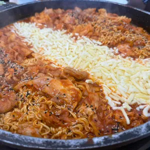 장인닭갈비 대표 사진
