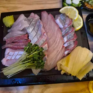 동어동락 사진