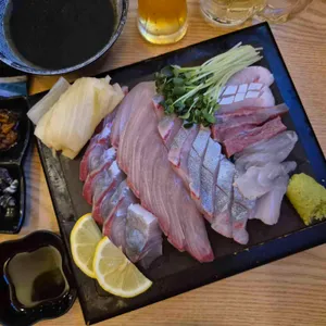 동어동락 대표 사진