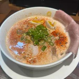 멘지 대표 사진