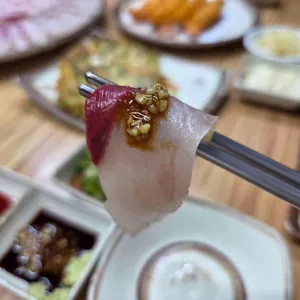 사량도 자연산횟집 사진