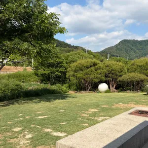쉐즈롤 대표 사진