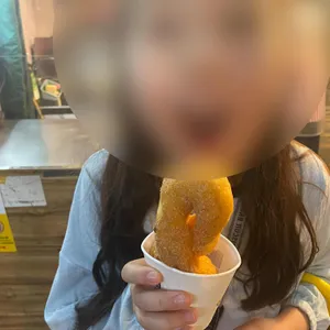 광장시장 찹쌀꽈배기 대표 사진