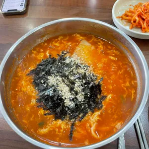 산이장칼국수 대표 사진