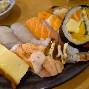 스시라 사진