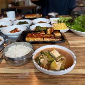 저수지민물장어집 대표 사진