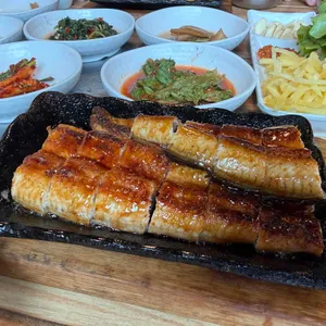 저수지민물장어집 사진