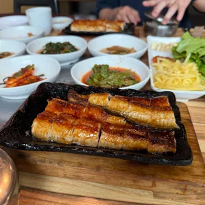 저수지민물장어집 사진