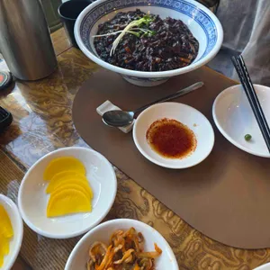 만강홍 대표 사진