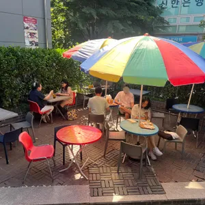 프릳츠 대표 사진
