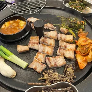 천하제일 솥뚜껑 대표 사진