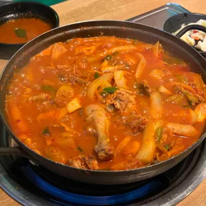 이층집 닭도리탕 대표 사진