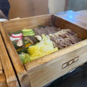 머무를 정 세이로무시 대표 사진