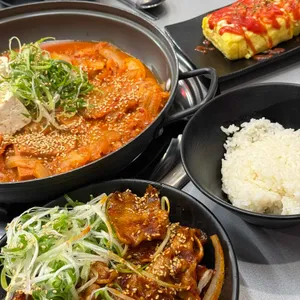 고기반햄반김치찌개 대표 사진