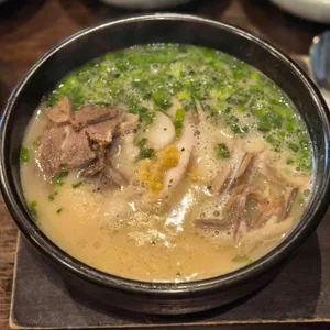 엄용백 돼지국밥 대표 사진