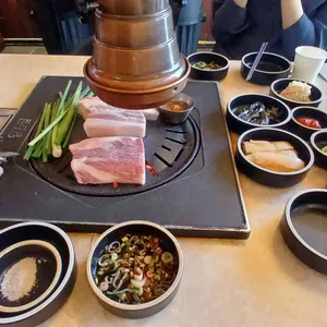 양탄집 사진