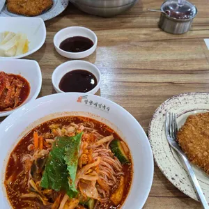 망향비빔국수 사진
