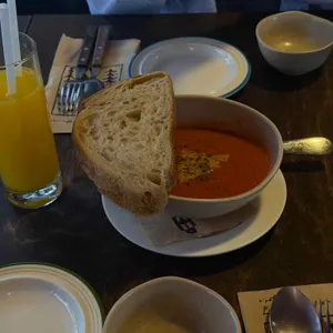 오파토 대표 사진