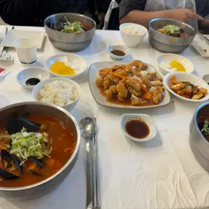 이화원 대표 사진