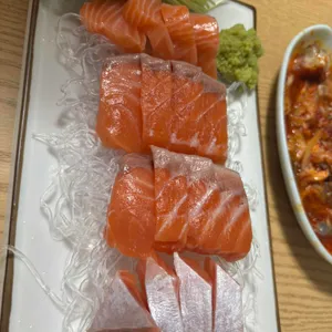 알래스카에서 온 연어가 맛있는 집 대표 사진