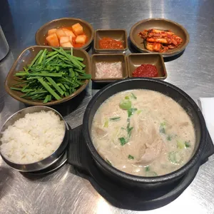 수변최고돼지국밥 대표 사진