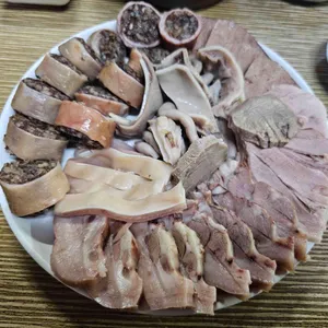 산수갑산 대표 사진