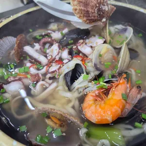 항아리 해물칼국수 대표 사진