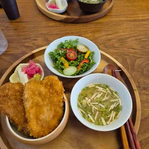 쿠부타야 대표 사진