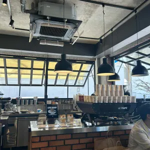 르프레임 대표 사진