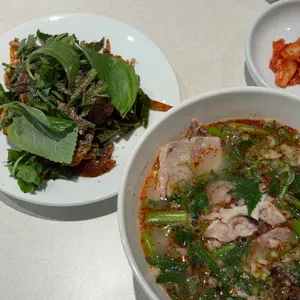 저저 대표 사진
