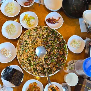 강릉엄지네꼬막집 사진