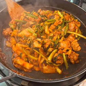 중화호반닭갈비막국수 대표 사진