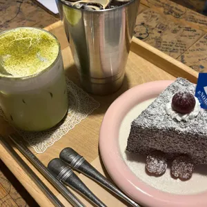 카페 놈 사진