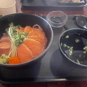 키키 대표 사진