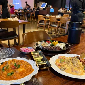 엘리펀트 빌리지 대표 사진