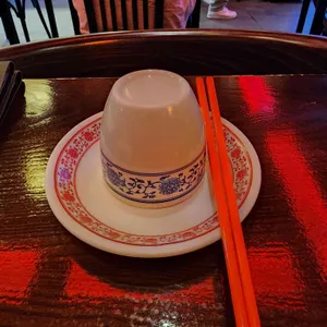 갸우뚱 대표 사진