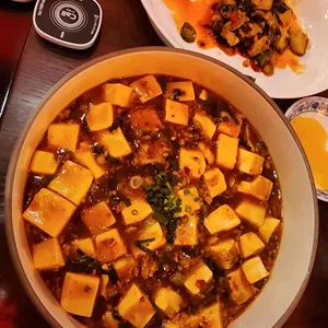 갸우뚱 대표 사진