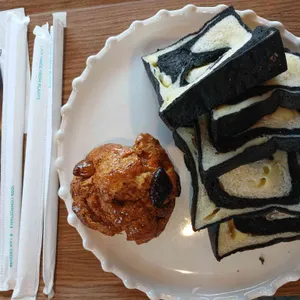 블랙업커피 대표 사진