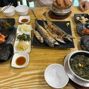 사랑이네 연탄불 생선구이 대표 사진