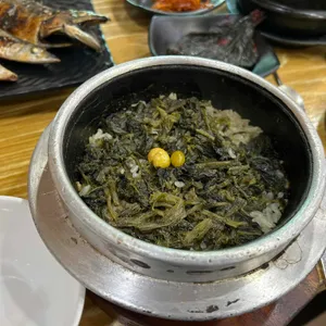 사랑이네 연탄불 생선구이 대표 사진