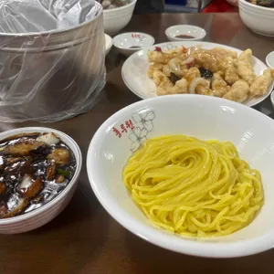 홍루원 대표 사진